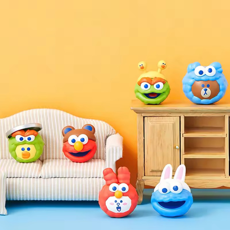 MINISO セサミストリート X LINE FRIENDS ブラインドボックス