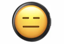 【¥5,866】Divoom Emodo 4GB タッチスクリーン電子バッジ-アリエク特価アラート